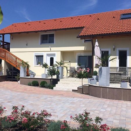 Leiner Apartman Heviz Ruang foto
