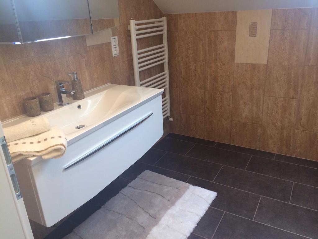 Leiner Apartman Heviz Ruang foto
