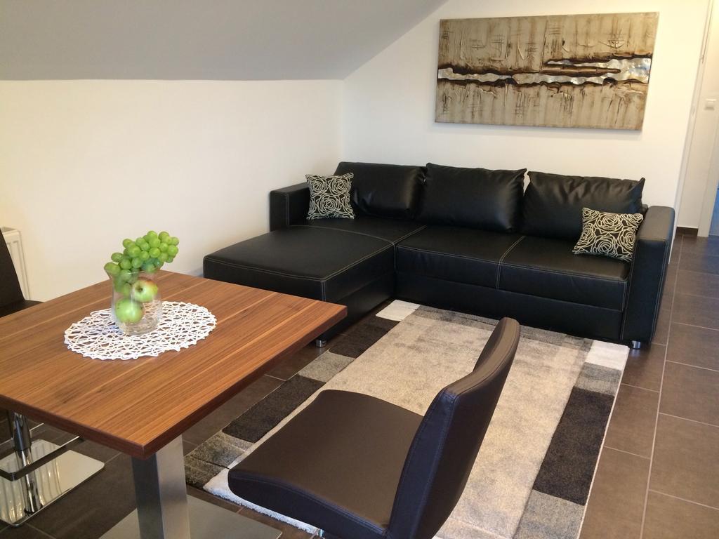 Leiner Apartman Heviz Ruang foto