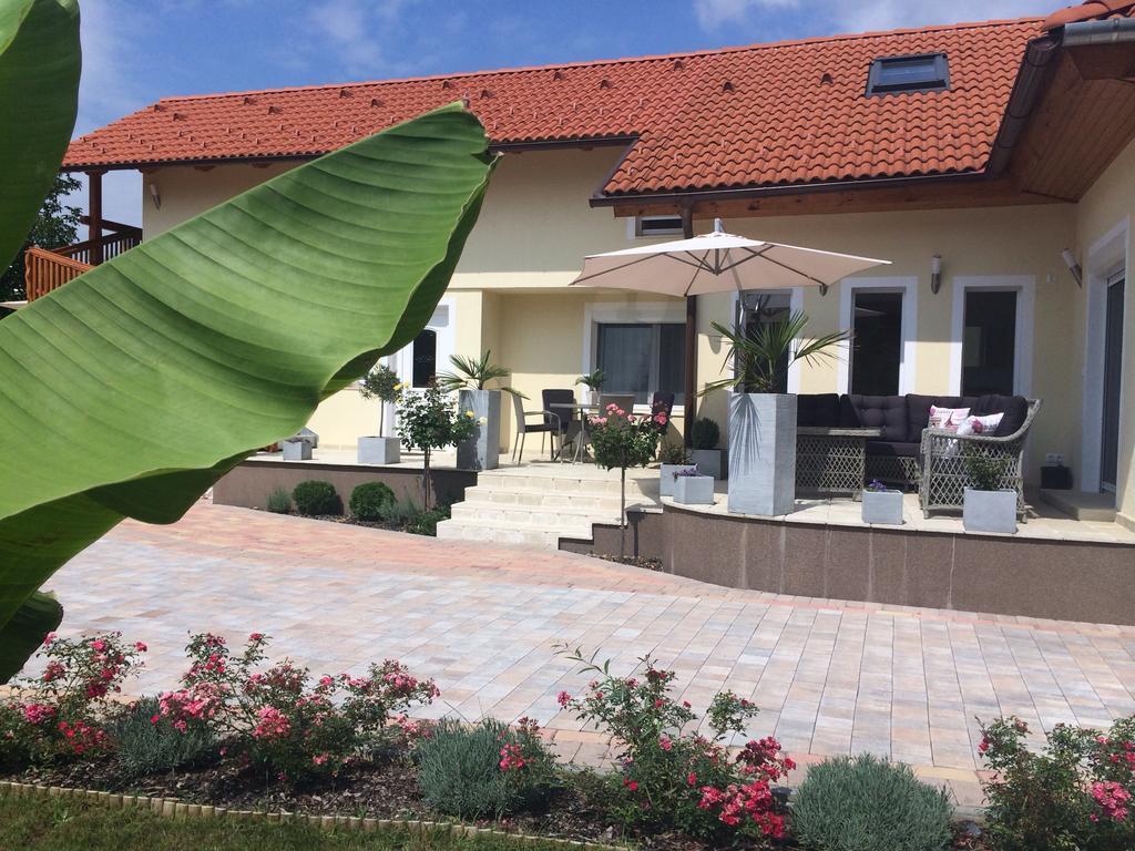 Leiner Apartman Heviz Ruang foto