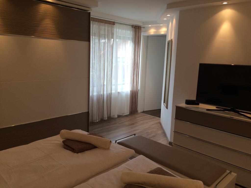 Leiner Apartman Heviz Ruang foto