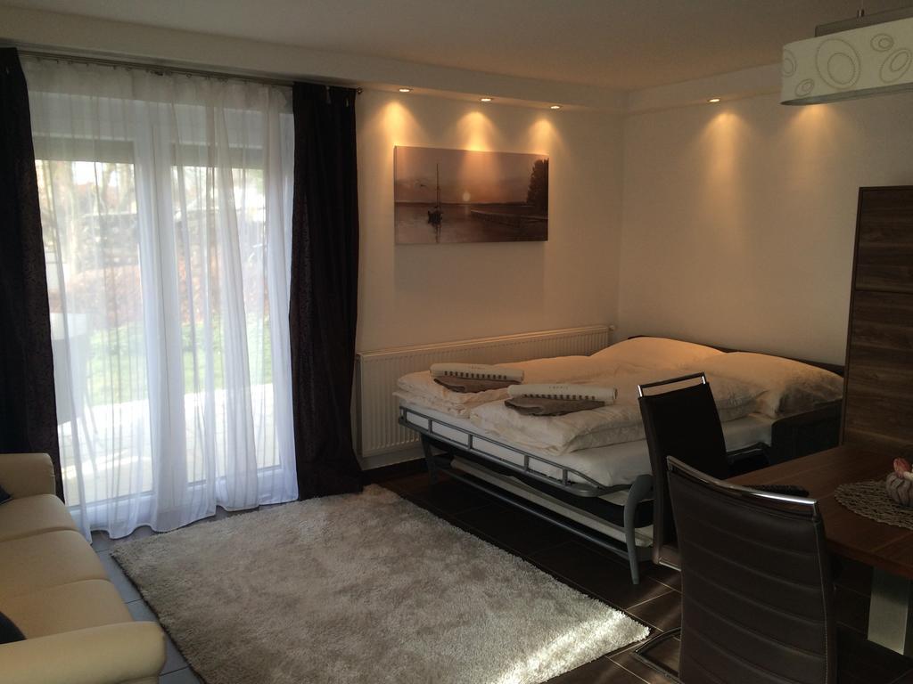 Leiner Apartman Heviz Ruang foto
