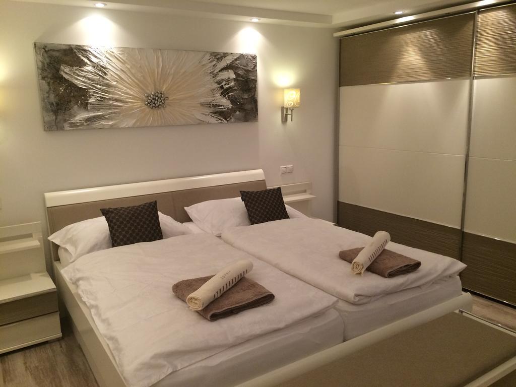 Leiner Apartman Heviz Ruang foto