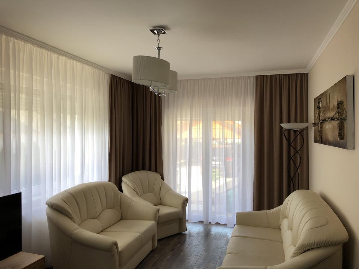 Leiner Apartman Heviz Bagian luar foto